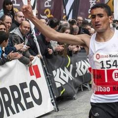 Oubaddi y Karanja, con récord, ganan en la media de Sevilla