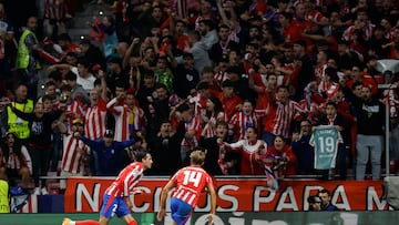 Atletico Madrid's Uruguayan defender #02 Jose Gimenez celebrates scoring his team's second goal during the UEFA Champions League 1st round football match between Club Atletico de Madrid and RB Leipzig at the Metropolitano stadium in Madrid on September 19, 2024. (Photo by OSCAR DEL POZO / AFP)