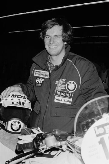 El francés fue el primer piloto en lograr vencer el Dakar sobre dos y cuatro ruedas, club al que posteriormente se unieron Stéphane Peterhansel y Nani Roma. Comenzó en el motocross y desde 1979 y hasta 1994 se aventuró en el Dakar, primero en motos (9 ocasiones) y luego en coches (siete). Sobre dos ruedas triunfó sobre la BMW GS800R (1981) y la BMW GS980R (1983). Tras un duro accidente en 1987 se pasó a los coches y logró la victoria en 1992 con el Mitsubishi Pajero. Luego repetiría podio en 1993 y 1994.
