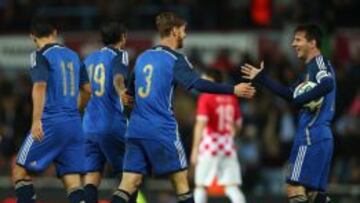 Ansaldi y Messi marcaron los goles de Argentina ante Croacia, en Upton Park.