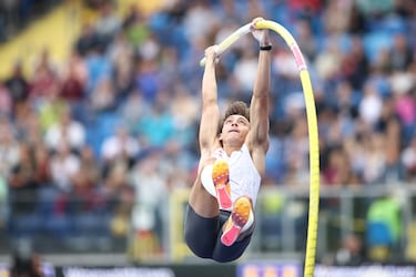 Duplantis salta en su galaxia 