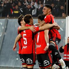Colo Colo no le hacía un gol a nadie y anotó cuatro en 45 minutos: ¡no ocurría hace años!