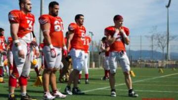 Víctor, junto al grupo de capitanes de Osos Rivas.