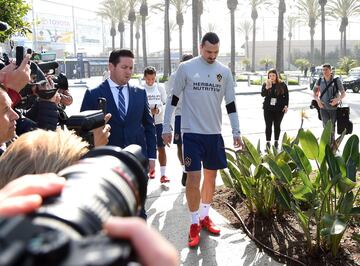 Zlatan Ibrahimovic y Brendan Hannan, Vicepresidente de Marketing, Comunicación y Digital de los LA Galaxy.