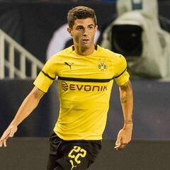 Batshuayi trusts Chelsea will forget Hazard with Pulisic's talent