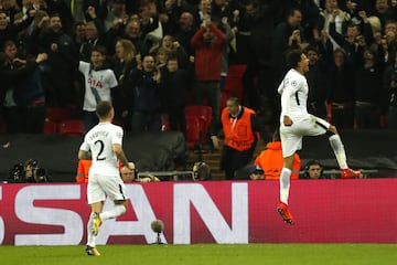 2-0. Dele Alli celebró el segundo gol.