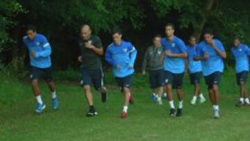 Pretemporada. Los jugadores del M&aacute;laga madrugaron para ejercitarse.