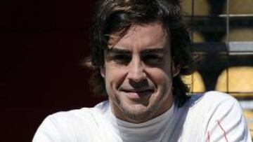 La Comunidad de Madrid premia a Fernando Alonso