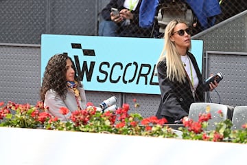 Xisca Perelló y Maribel Nadal asisten al partido entre Rafa Nadal y el argentino Pedro Cachín del Mutua Madrid Open.

