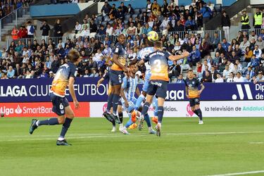Rubén Castro y Chavarría hacen soñar al Málaga con la utopía
