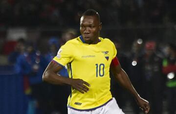 11°. Walter Ayovi (38 años, vigente) disputó 121 partidos por Ecuador. Actualmente está retirado de la Selección Ecuatoriana.