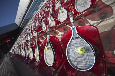 Récord en Madrid: 2.400 personas golpeando simultáneamente una pelota de tenis con su raqueta