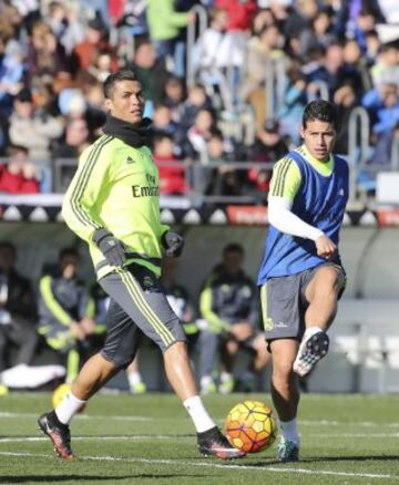 James Rodríguez se destaca en el primer día con el nuevo entrenador del Real Madrid, Zinedine Zidane.