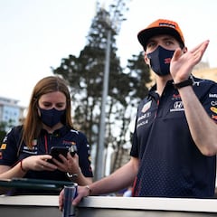 Verstappen: "Mi teléfono vibraba y no sabía qué pasaba"