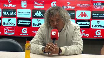 Gamero: “Me gustó el estadio cuando estaba azul y rojo”