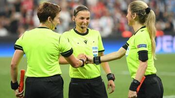 Stéphanie Frappart and her assistants, Italy's Manuela Nicolisi and Michelle O'Neill of the Republic of Ireland.