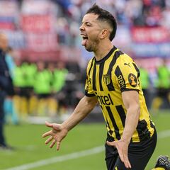 Presidente de Peñarol insiste en buscar un nuevo acuerdo con Toluca para retener Leo Fernández