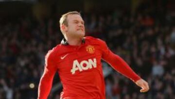 Rooney celebra un tanto.