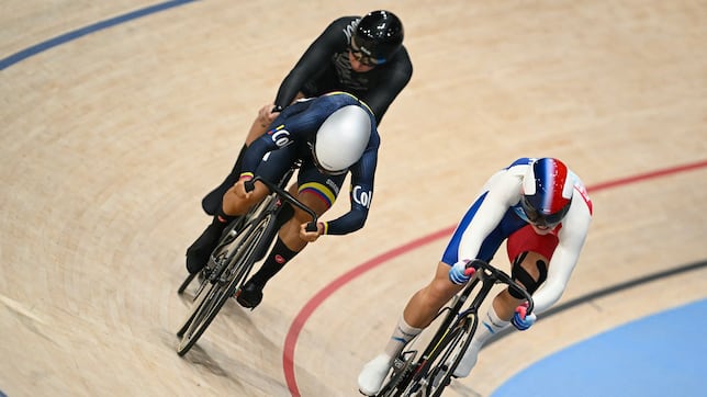 Martha Bayona clasifica a cuartos de final de ciclismo de pista