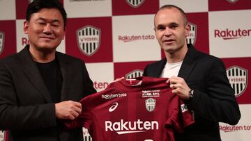 Iniesta: "Quiero ser uno m¨¢s de la cultura japonesa"
