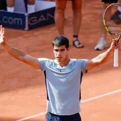 Alcaraz da una nueva lección de resistencia frente a Krajinovic