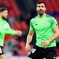 Balenziaga y Dani García, alternativas para el eje central en Villarreal