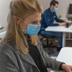 ¿Hay que llevar mascarilla en el trabajo a partir del 20 de abril y cuándo pueden obligarte?