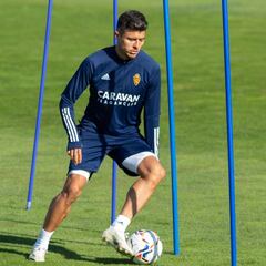 Narváez ofrece su ayuda a la gente más afectada por la crisis