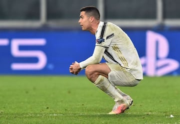 Juventus' Cristiano Ronaldo looks dejected after FC Porto's Sergio Oliveira scored their second goal.