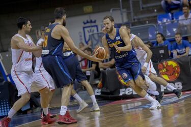 Oriola y Sastre cogen ventaja para completar los 12 finales