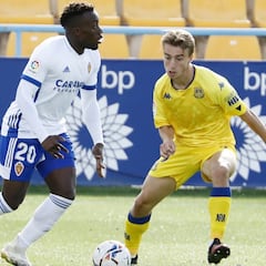 Jannick Buyla, refuerzo para el centro del campo universitario