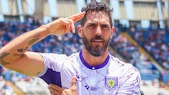 Quién más que tú, Larrivey