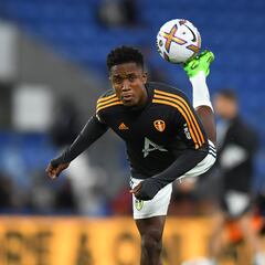 Sinisterra regresa a prácticas y se acerca a su nivel