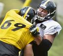 Ali Villanueva un jugador multiusos para los Steelers