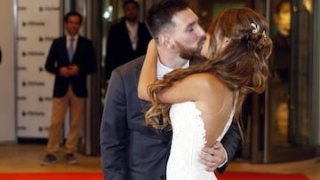 Leo 'Bessi' y Antonella... ¡apasionado beso!