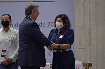 Firma de convenio de colaboración entre el COM y la SRE