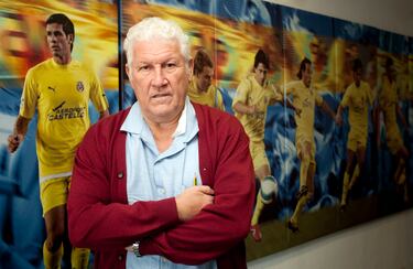 Oviedo, 14 de febrero de 1938-Valencia, 21 de agosto de 2024. 86 años. Como futbolista empezó en el Oviedo, pero donde realmente brilló fue en el Valencia, con el que disputó 302 partidos y anotó 45 goles, para colaborar en la conquista de la Copa de Ferias de 1963, la Copa de 1967 y la Liga de 1971. También fue nueve veces internacional, y formó parte de la Selección que ganó la Europa en 1964. A su retirada también ejerció como técnico en numerosos equipos:  Valencia, Cádiz, Las Palmas, Rayo, Osasuna, Villarreal...