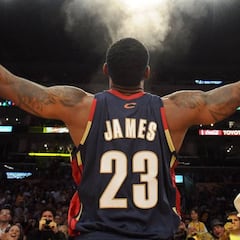 Noticia histórica en la NBA: LeBron James jugará en Lakers