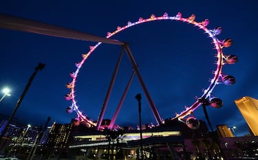 High Roller es la noria más grande del mundo. La construcción comenzó en 2011 y terminó en marzo de 2014. Está compuesta por 28 cabinas con capacidad 40 personas cada una.