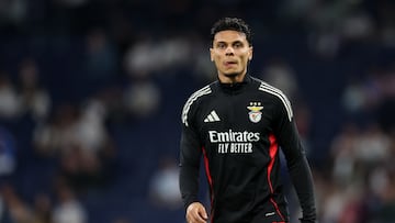 MADRID, SPAIN - FEBRUARY 25: Richard Rios of SL Benfica looks on prior to the UEFA Champions League 2025/26 League Knockout Play-off Second Leg match between Real Madrid C.F. and SL Benfica at Estadio Santiago Bernabeu on February 25, 2026 in Madrid, Spain. (Photo by Florencia Tan Jun - UEFA/UEFA via Getty Images)