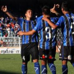 Huachipato se hizo fuerte en casa y logró su primer triunfo