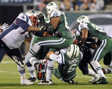 Subir a por quarterback en el draft es un negocio de alto riesgo
