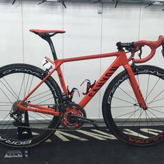 Nairo y la bicicleta con la que dará El Paseo de la Castellana