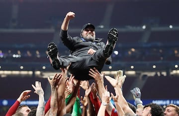 La fortuna por fin le sonrió al estratega alemán, que junto a Liverpool, consiguió el título de la UEFA Champions League, por lo que fue nominado al Premio The Best al Entrenador de la FIFA de Fútbol Masculino.