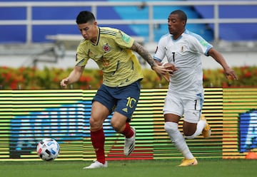 Colombia cayó goleado ante Uruguay en Barranquilla y tendrá que buscar puntos en su visita a Ecuador en Quito