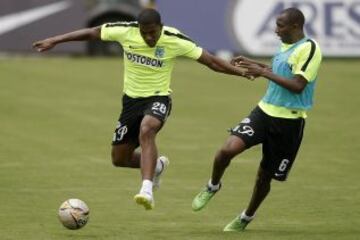 El equipo de Juan Carlos Osorio entrena con los mejores jugadores previo a sus dos compromisos definitivos que tendrá en el torneo doméstico y en la Copa Libertadores.