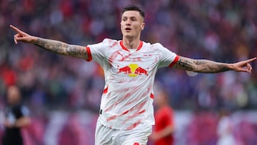 Benjamin Sesko, marcando un gol con el Leipzig