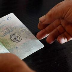 How much and how long does it take to get a US passport?