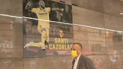 25/07/20 ESTADIO DE LA CERAMICA  NUEVOS AZULEJOS DE BRUNO Y CAZORLA EN LA PUERTA PRINCIPAL DEL ESTADIO
 FERNANDO ROIG PRESIDENTE