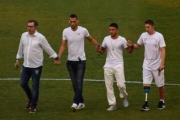 Los aficionados del equipo y las autoridades de la ciudad brasileña recibieron con emotivos homenajes a los jugadores colombianos antes del primer partido de la Recopa Sudamericana.